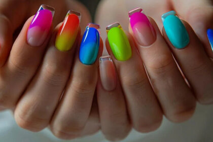 Short French Tip Nails